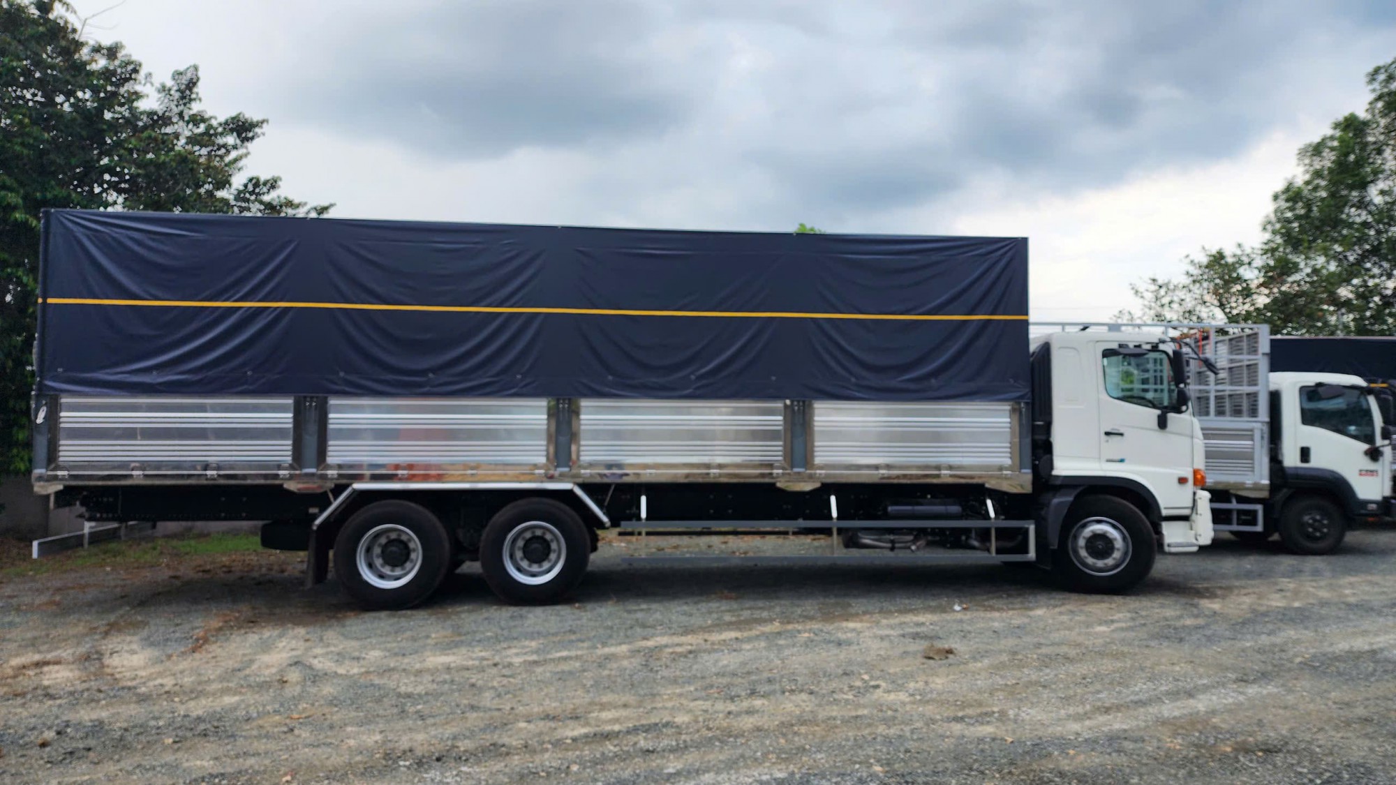 Hino 500 Thùng Mui Bạt FL8JW8A