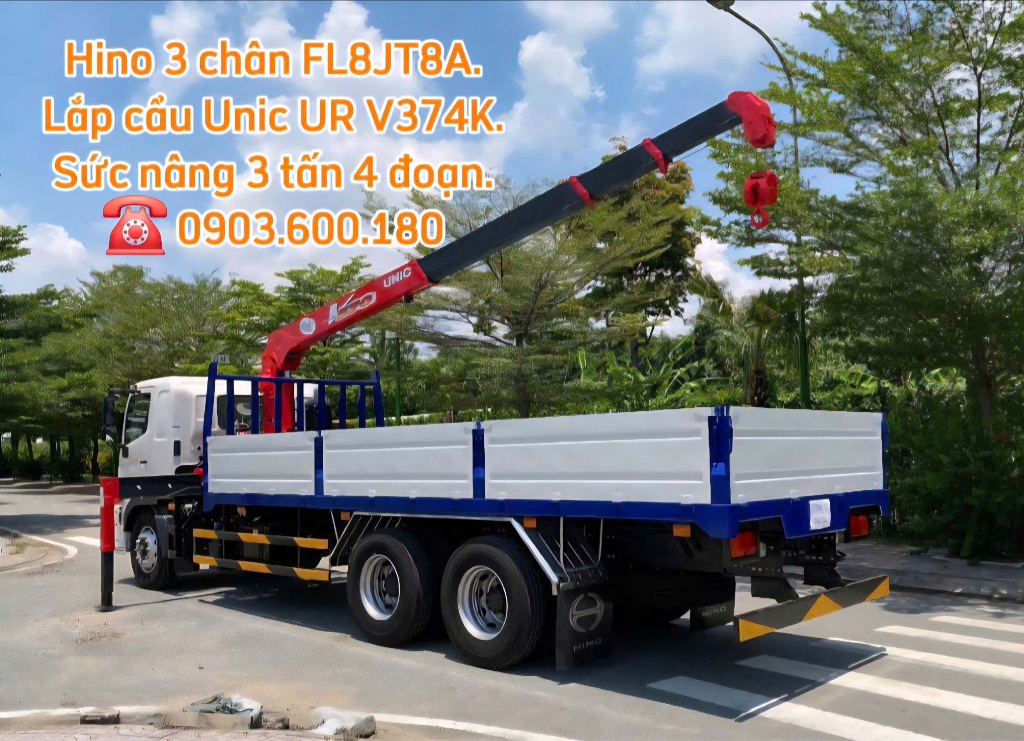 Xe Tải Cẩu Hino FL lắp cẩu Unic 3 tấn
